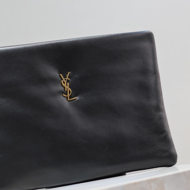 CALYPSO LARGE POUCH 30 IN BLACK SMOOTH LAMBSKIN