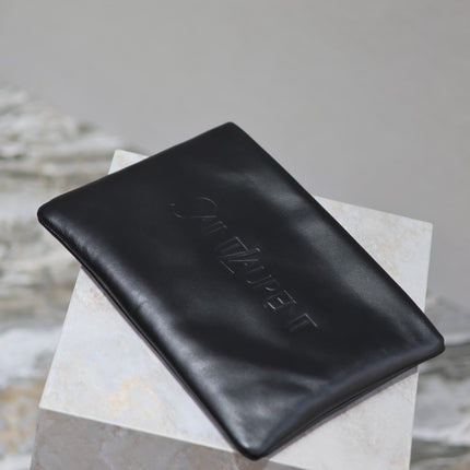 POUCH 30 IN BLACK CALFSKIN WITH EMBOSSED LOGO