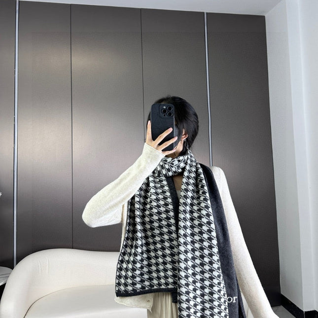 SCARF 190 CM IN BLACK MIX WHITE CARO CASHMERE 388127