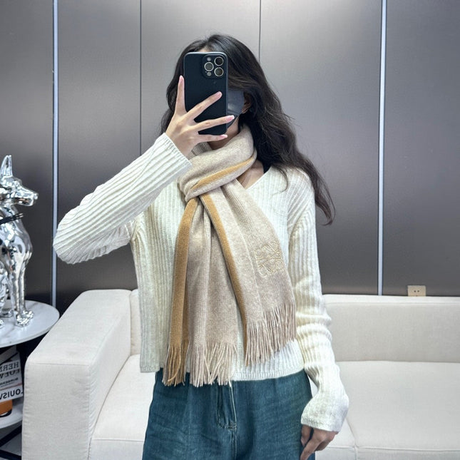 SCARF 180 CM IN ALMOND BEIGE CASHMERE 410158