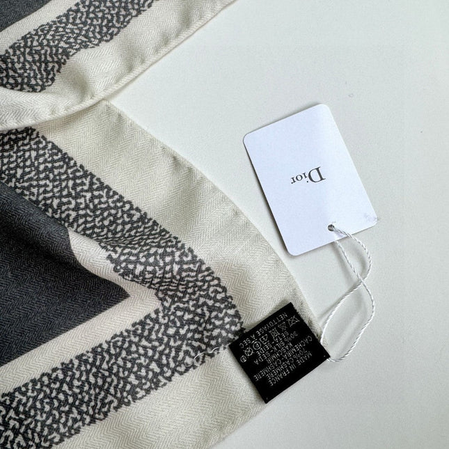 MONOGRAM SQUARE SCARF 140 CM IN COLORFUL CASHMERE AND SILK 413743
