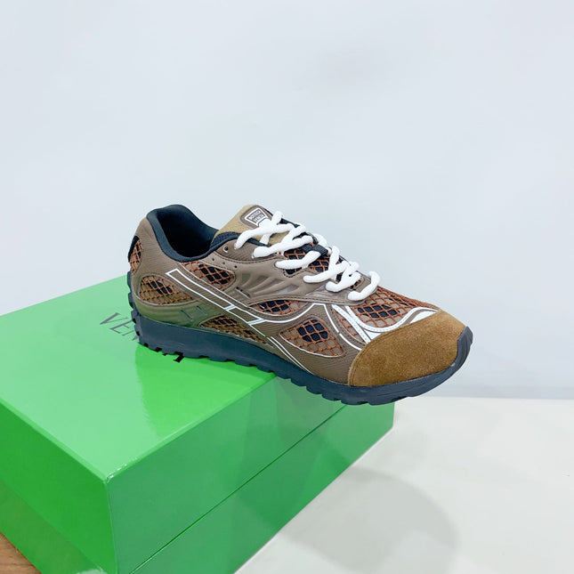 ORBIT SNEAKER IN CHOCOLATE BROWN SUEDE AND METALLIC MESH