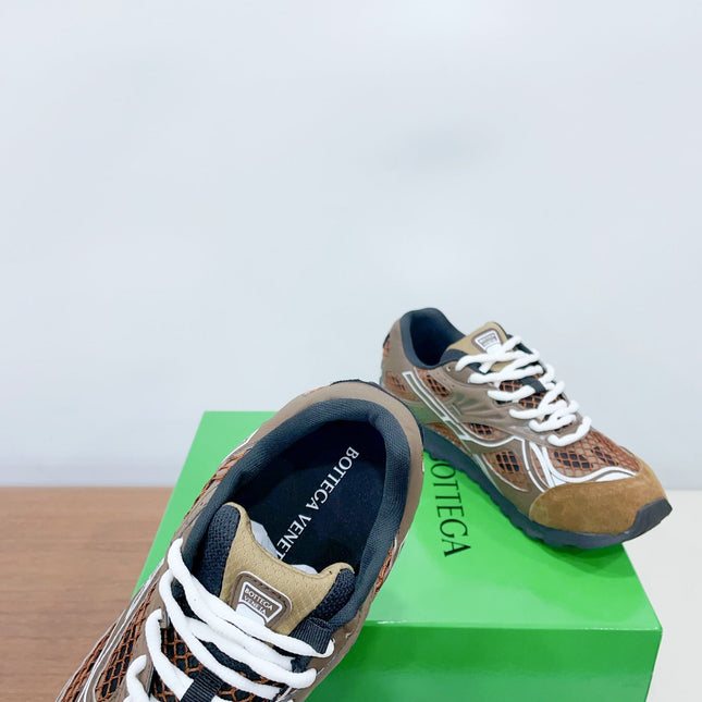 ORBIT SNEAKER IN CHOCOLATE BROWN SUEDE AND METALLIC MESH