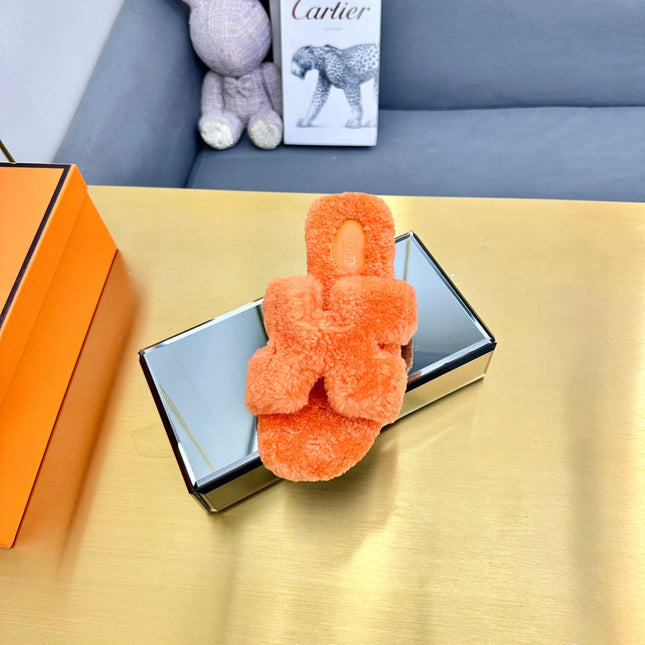 0RAN SHEARLING SANDALS NEON ORANGE