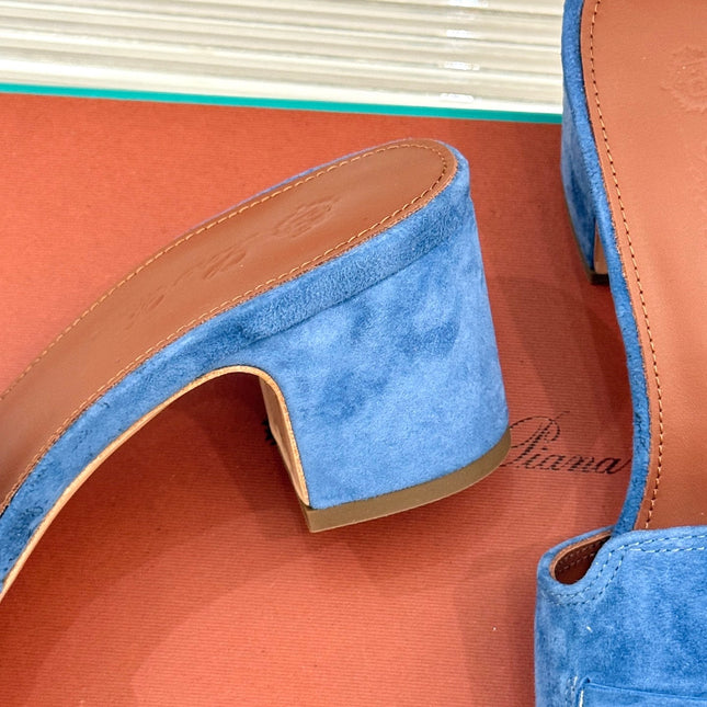 HIGH HEELS IN BLUE SUEDUE AND LAMBSKIN