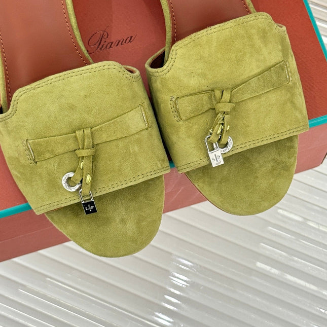 HIGH HEELS IN MOSS YELLOW SUEDUE AND LAMBSKIN