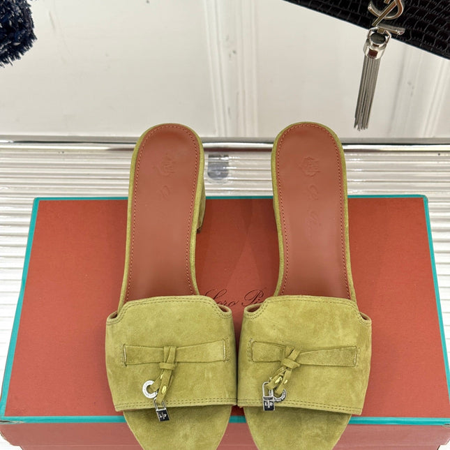 HIGH HEELS IN MOSS YELLOW SUEDUE AND LAMBSKIN
