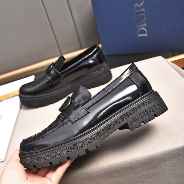 CD SYMBOL EXPLORER LOAFER GLOSSY BLACK MONOGRAM CALFSKIN
