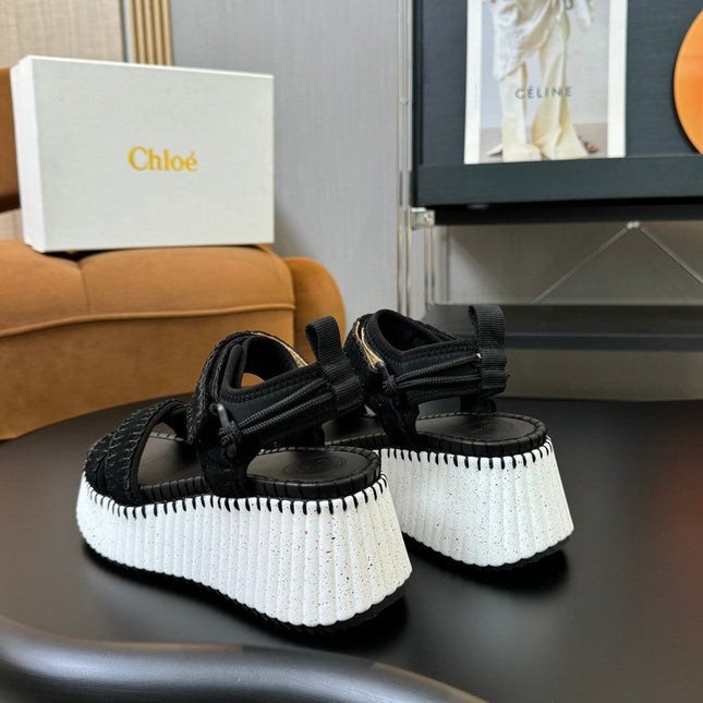 NAMA WEDGE SANDAL 8 CM IN BLACK SUEDE AND WHITE RUBBER