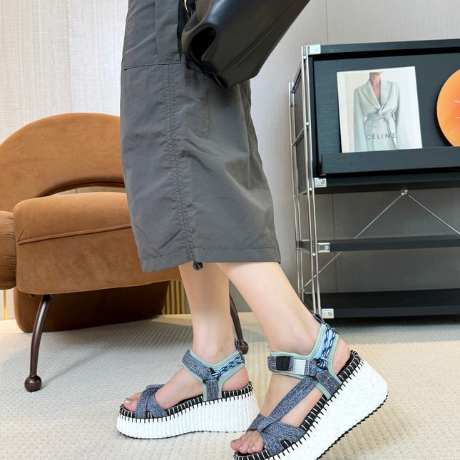 NAMA WEDGE SANDALS IN GREY FABRIC AND WHITE RUBBER