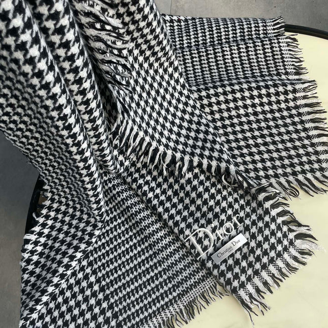 HOUNDSTOOTH SCARF 200 CM IN BLACK MIX WHITE WOOL 399969