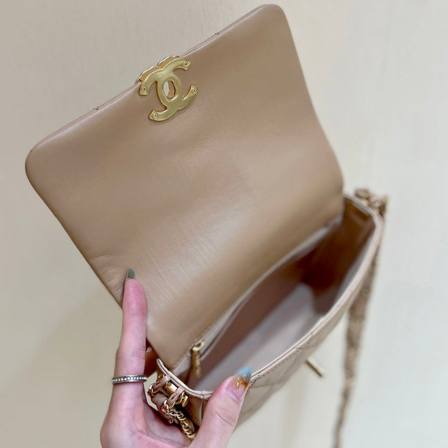 19 FLAP BAG 20 BEIGE BODIN CALFSKIN GOLD HARDWARE