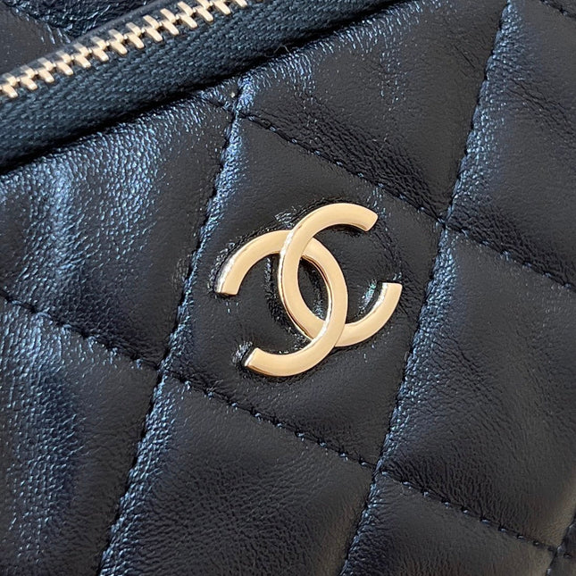 QUILTED SHOULDER BAG 21 IN BLACK LAMBSKIN WITH GOLD METALLIC