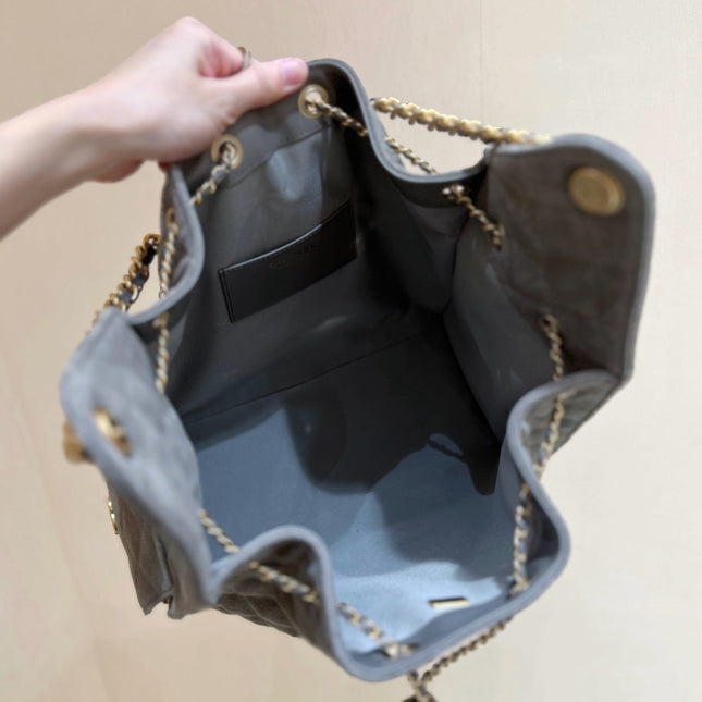 CC 25 HANDBAG 40 IN GREY SUEDE GOLD HARDWARE