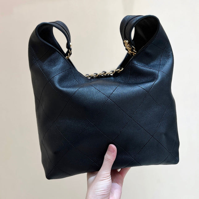 QUILTED SMALL HOBO BAG 27 IN BLACK LAMBSKIN GOLD HARDWARE
