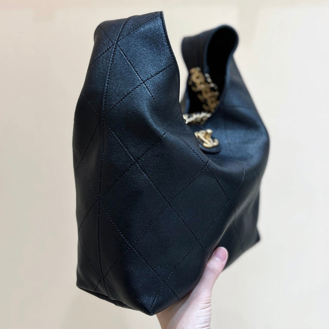 QUILTED SMALL HOBO BAG 27 IN BLACK LAMBSKIN GOLD HARDWARE