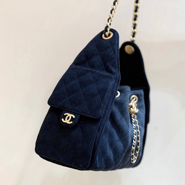 CC 25 HANDBAG 30 IN DARK BLUE DENIM GOLD HARDWARE