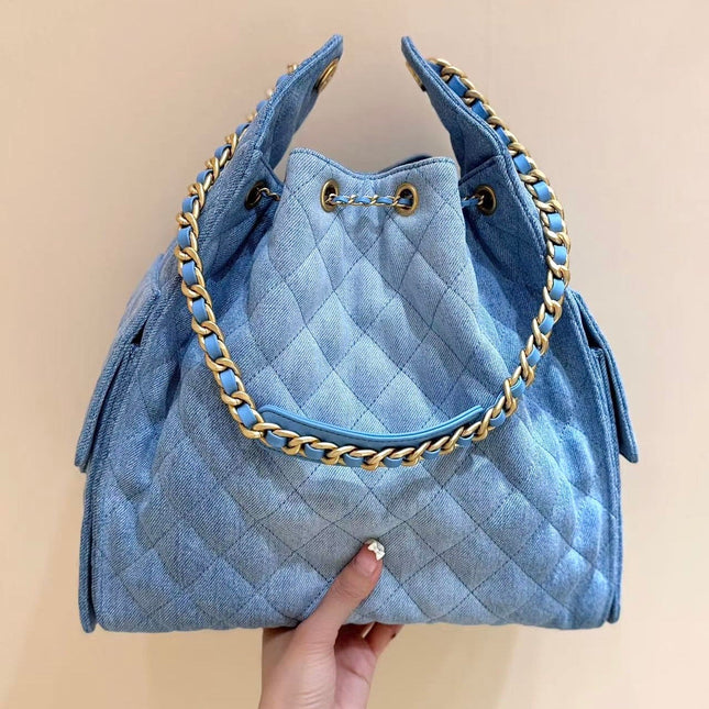 CC 25 HANDBAG 40 IN BLUE DENIM GOLD HARDWARE