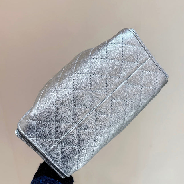 CC 25 HANDBAG IN SILVER-TONE 30 GRAINED CALFSKIN GOLD HARDWARE