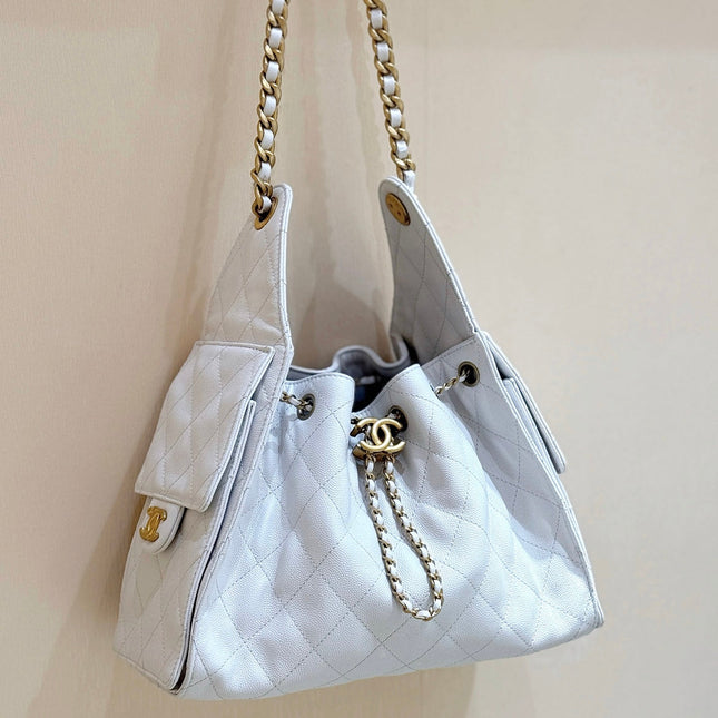 CC 25 HANDBAG IN WHITE 30 GRAINED CALFSKIN GOLD HARDWARE