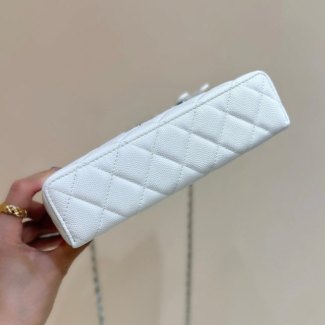 STRASS VANITY QUILTED CASE 19 IN WHITE CALFSKIN WITH GOLD METALLIC