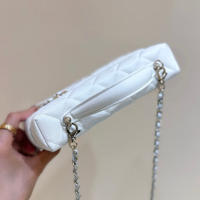 STRASS VANITY QUILTED CASE 19 IN WHITE CALFSKIN WITH GOLD METALLIC