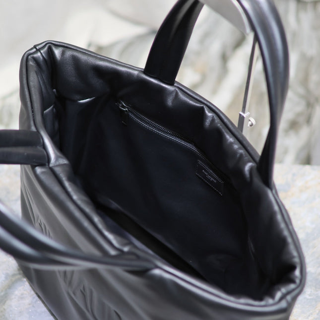 TOTE BAG 50 IN BLACK CALFSKIN WITH EMBOSSED LOGO