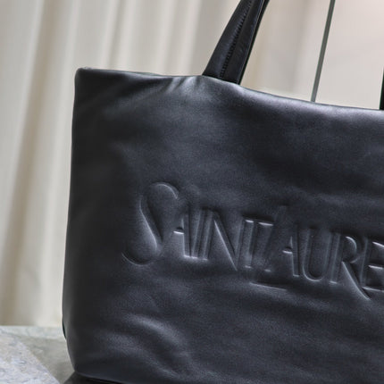 TOTE BAG 50 IN BLACK CALFSKIN WITH EMBOSSED LOGO