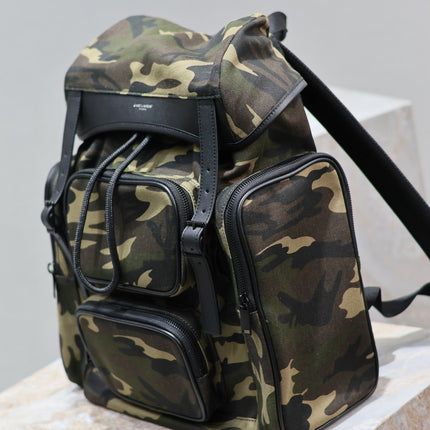 CITY MULTI-POCKET BACKPACK 42 IN CAMOUFLAGE PATTERN NYLON AND BLACK CALFSKIN