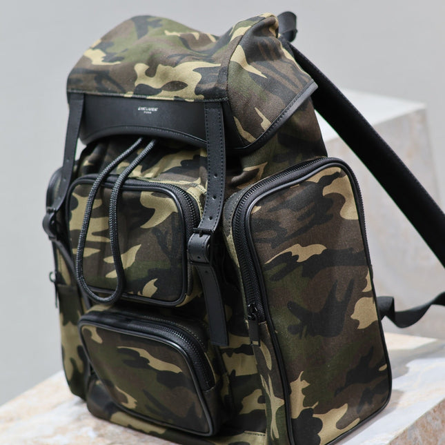 CITY MULTI-POCKET BACKPACK 42 IN CAMOUFLAGE PATTERN NYLON AND BLACK CALFSKIN
