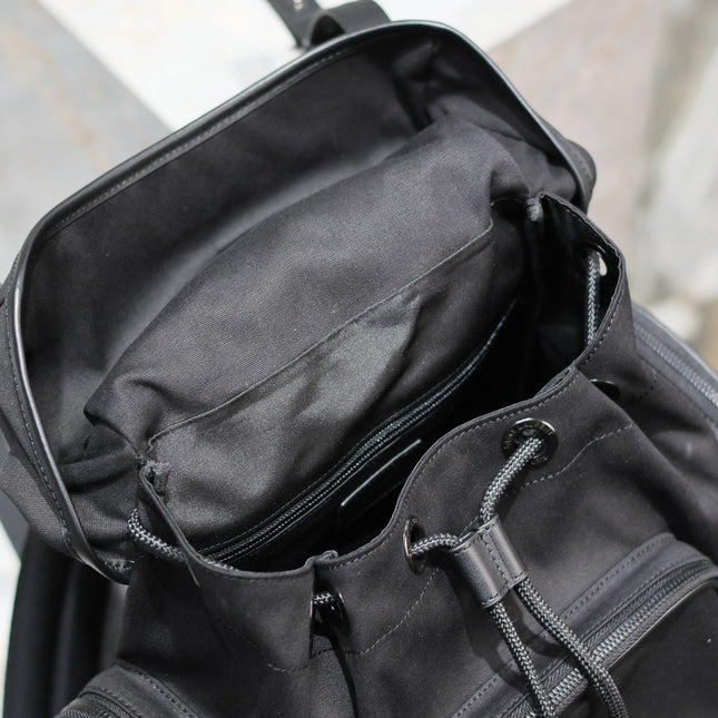 CITY MULTI-POCKET BACKPACK 42 IN BLACK NYLON AND SMOOTH CALFSKIN