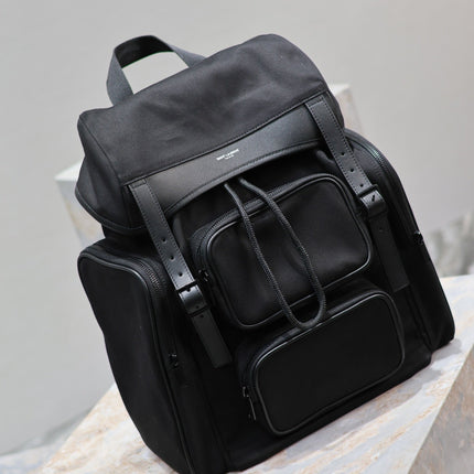 CITY MULTI-POCKET BACKPACK 42 IN BLACK NYLON AND SMOOTH CALFSKIN