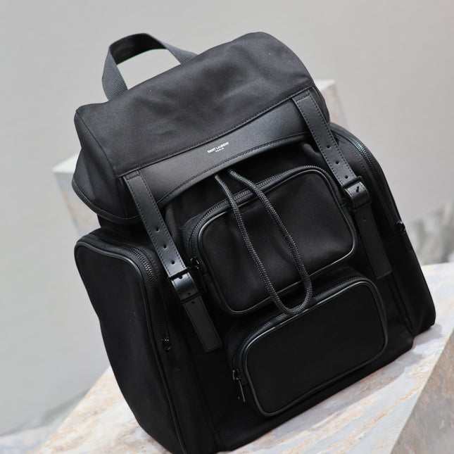 CITY MULTI-POCKET BACKPACK 42 IN BLACK NYLON AND SMOOTH CALFSKIN