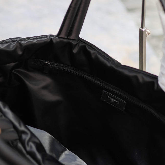 PUFFER LARGE TOTE BAG 57 IN BLACK SILK
