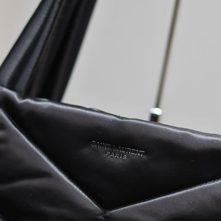 PUFFER LARGE TOTE BAG 57 IN BLACK SILK