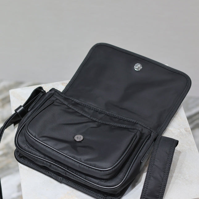 NIKI BABY 22 IN BLACK NYLON