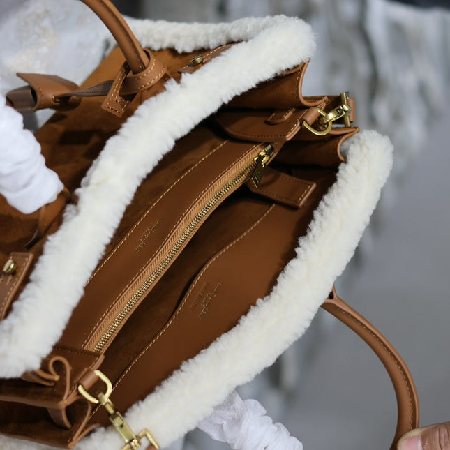 SAC DE JOUR 26 IN BROWN SUEDE AND WHITE SHEARLING TRIM