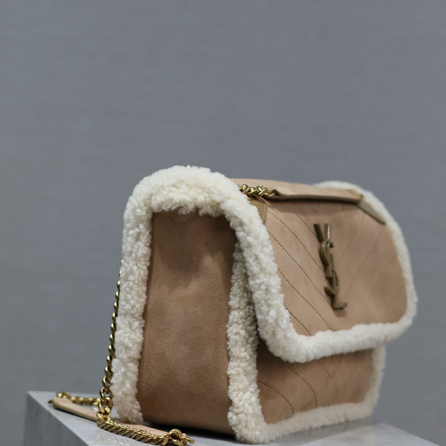 NIKI MEDIUM 28 IN CAMEL SUEDE AND WHITE SHEARLING