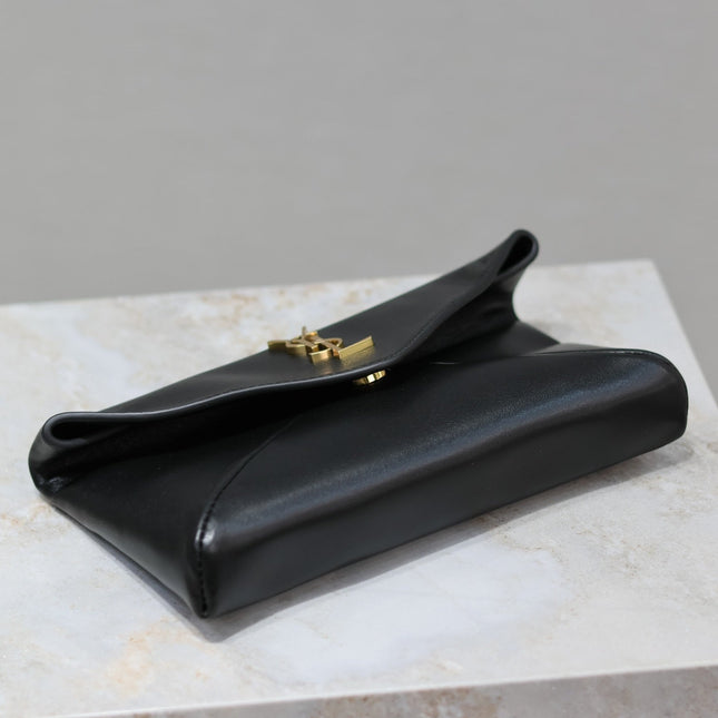 ENVELOPE CLUTCH 21 IN BLACK CALFSKIN