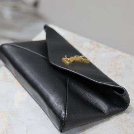 ENVELOPE CLUTCH 21 IN BLACK CALFSKIN