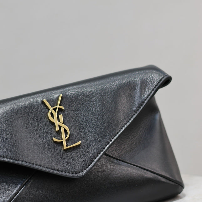 ENVELOPE CLUTCH 21 IN BLACK CALFSKIN