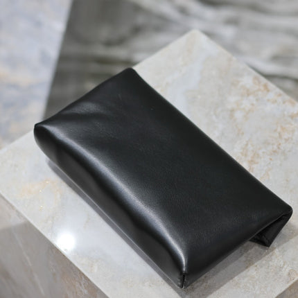 ENVELOPE CLUTCH 21 IN BLACK CALFSKIN