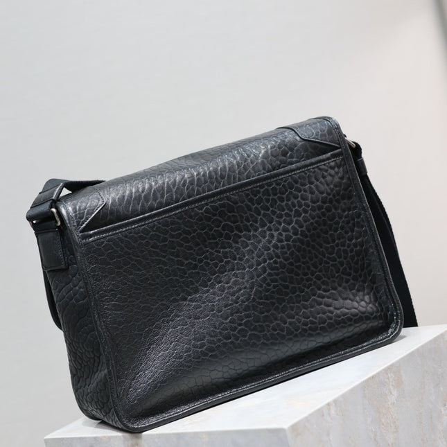 NIKI LARGE 32 IN BLACK ELEPHANT PATTERN LAMBSKIN