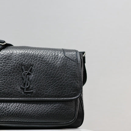 NIKI LARGE 32 IN BLACK ELEPHANT PATTERN LAMBSKIN