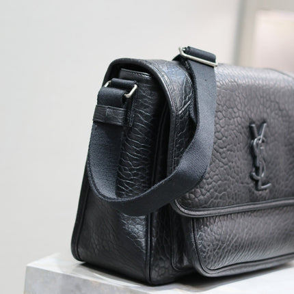 NIKI LARGE 32 IN BLACK ELEPHANT PATTERN LAMBSKIN