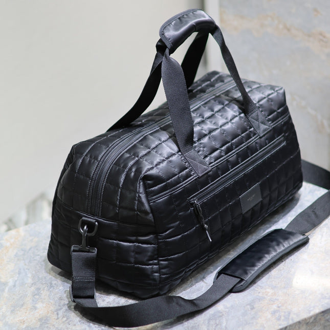 TRAVEL TOTE BAG 50 IN BLACK PLAID NYLON
