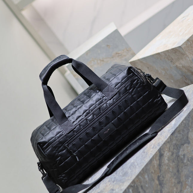 TRAVEL TOTE BAG 50 IN BLACK PLAID NYLON