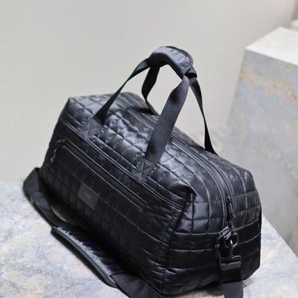 TRAVEL TOTE BAG 50 IN BLACK PLAID NYLON