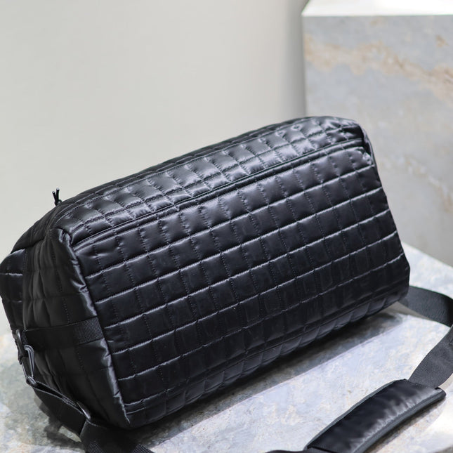 TRAVEL TOTE BAG 50 IN BLACK PLAID NYLON