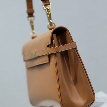 MANHATTAN HANDBAG 32 IN CINNAMON BROWN CALFSKIN GOLD HARDWARE